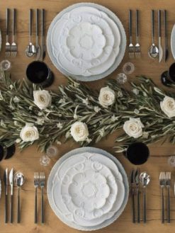 گل روی میز FOTT115 Flower on the table