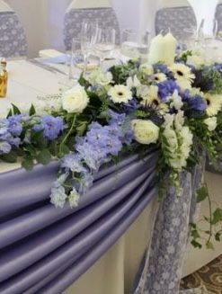 گل روی میز FOTT47 Flower on the table