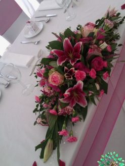 گل روی میز FOTT8 Flower on the table
