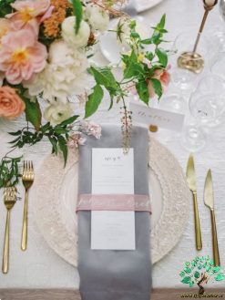 گل روی میز FOTT90 Flower on the table