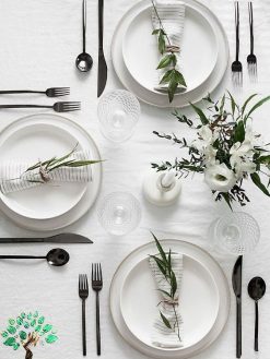 گل روی میز FOTT95 Flower on the table