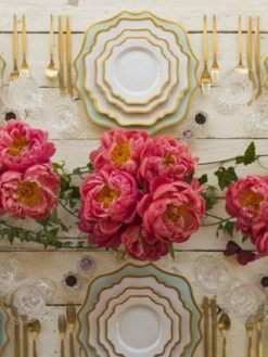 گل روی میز FOTT97 Flower on the table