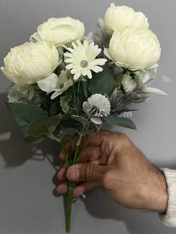 عکس بوته گل مصنوعی پیونی و مینا