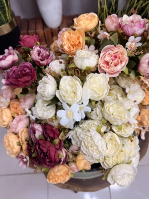 ایده‌های دکوراسیون با بوته گل مصنوعی پیونی