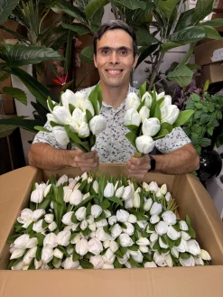 دسته گل لاله عروس مصنوعی ۱۳ گل لمسی با ارتفاع ۳۳ سانتیمتر