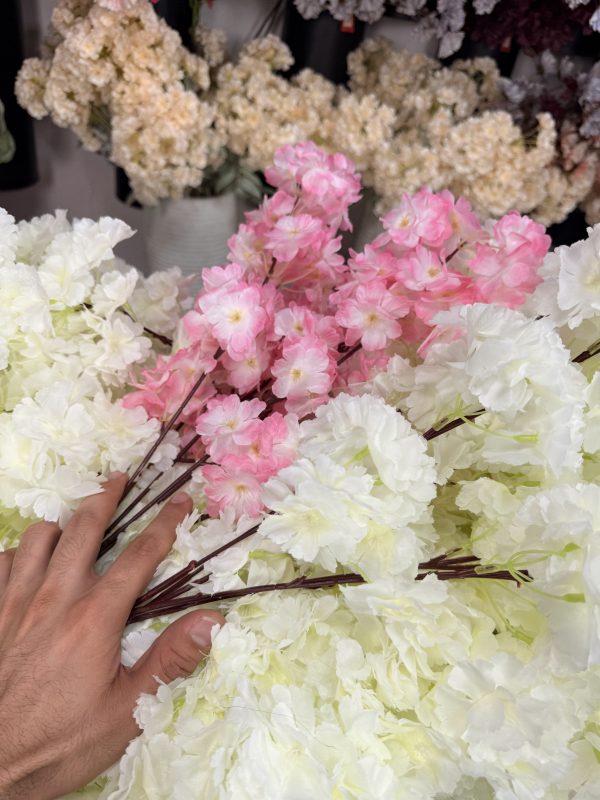 بوته شکوفه مصنوعی با ارتفاع ۵۰ سانت (۵ بازو آهاردار)